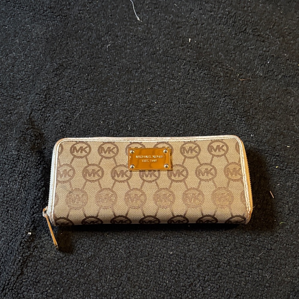 Michael Kors Logo Patterned Brown Wallet